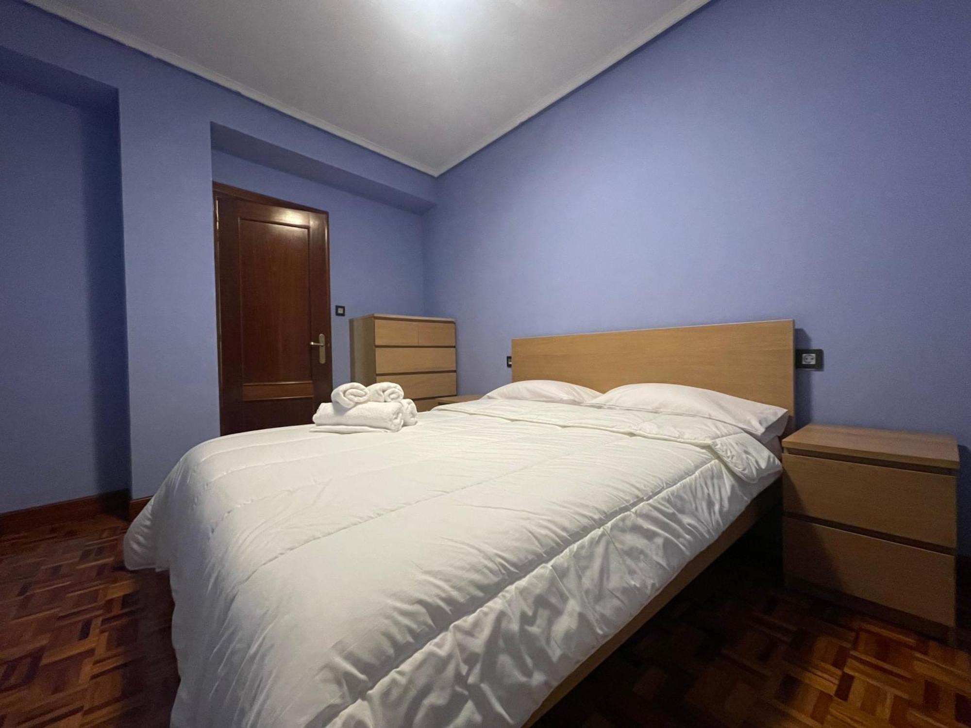 Encantador Apartamento En El Centro De Castro Кастро-Урдиалес Экстерьер фото