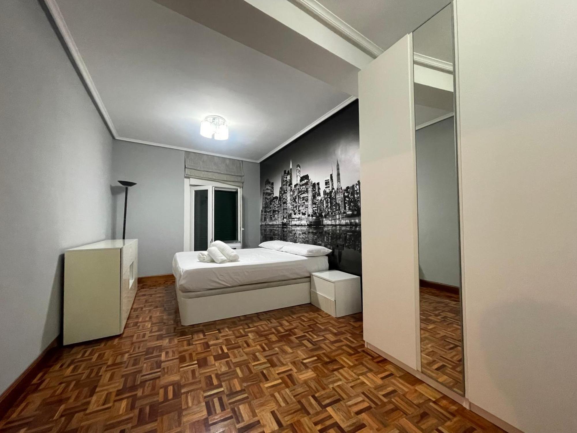 Encantador Apartamento En El Centro De Castro Кастро-Урдиалес Экстерьер фото